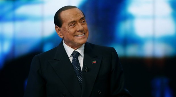 Berlusconi: «Italiani siete una vergogna, svegliatevi. Conte un burattino»