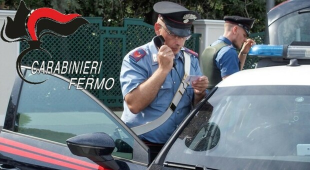 Uno maltratta la madre, l'altro prende a bastonate il vicino, il terzo perseguita una collega: i carabinieri "stoppano" gli uomini violenti