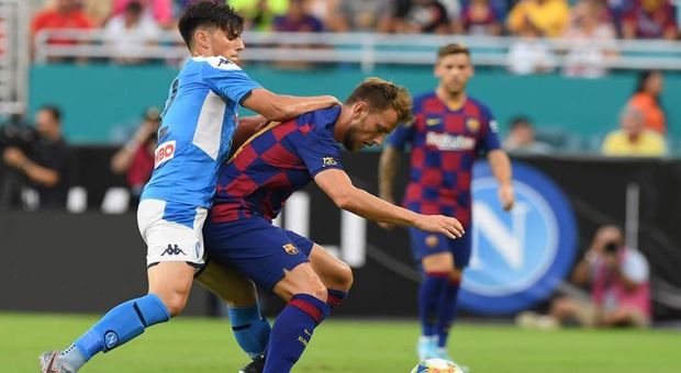 Napoli-Barcellona solo per i ricchi: «Arriva Messi e dobbiamo sganciare»