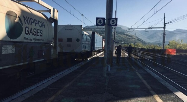 Persona investita e uccisa da un treno a Priverno: ritardi e cancellazioni sulla linea Latina-Formia