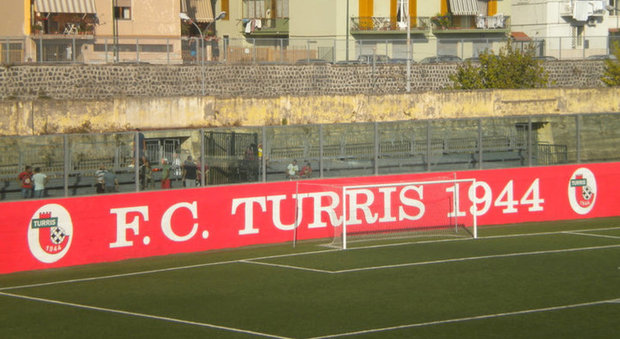 Baby calciatori Sarnese minacciati al Liguori: la reazione della Turris