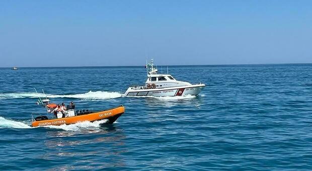 Porto Sant'Elpidio, la Guardia Costiera simula un incidente per esercitazione: prova superata