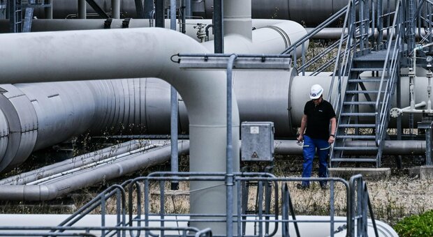 Gas, prezzo sfonda quota 300. Dalla Germania alla Francia prime contromisure nell'Ue