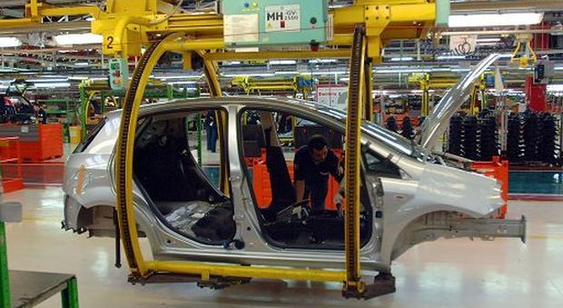 L'Italia rallenta, allarme di Confindustria «Crescita sotto le attese nel 1° trimestre»