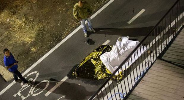 Roma, giallo a Ostiense: scoperto un cadavere sotto il ponte della Scienza