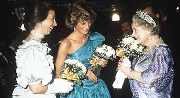 La Principessa Anna d'Inghilterra, Lady Diana e la Regina Elisabetta II