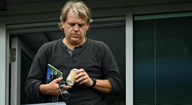 Lo Strasburgo ceduto al proprietario del Chelsea: si allarga la galassia calcistica di Boehly