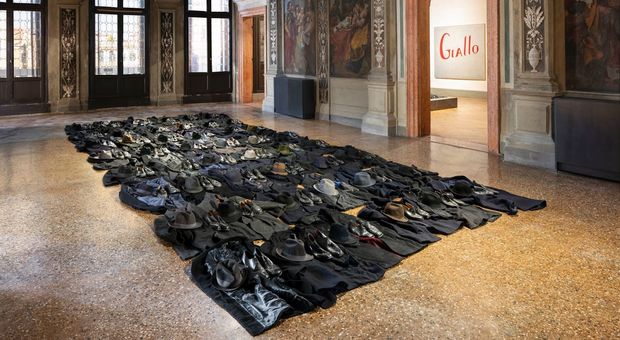 Jannis Kounellis, a Venezia alla Fondazione Prada la prima vasta retrospettiva dedicata all’artista