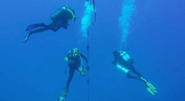 Va a fare snorkeling ma torna solo l'amico: carabiniere trovato morto in mare