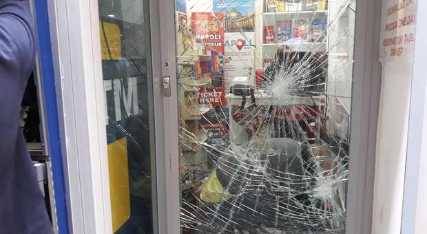 Assaltato da una banda di delinquenti lo sportello automatico ATM nel centro storico