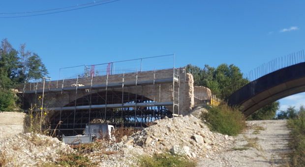 La storia infinita del ponte di Rubbianello, superato l ultimo inghippo: l Anas finanzia i lavori per la strada