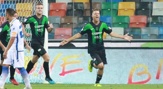 Grande esordio in B dei Ramarri: 3-0 al Frosinone alla Dacia Arena