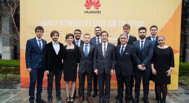 Studente napoletano tra i migliori laureandi formati da Huawei