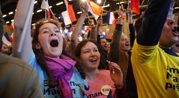 Francia, Macron: oggi si volta pagina