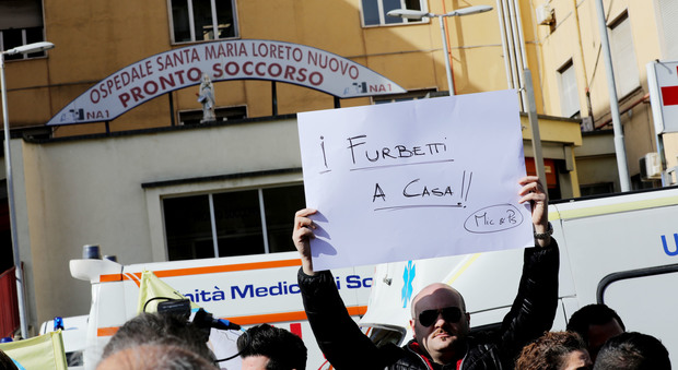 Truffe assicurazioni, 9 indagati: ci sono 2 medici del Loreto Mare