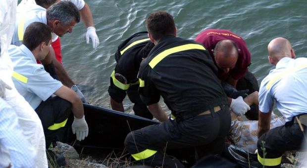 Firenze, morì dopo un tuffo nel lago Bilancino: pm chiede condanna del gestore dello stabilimento