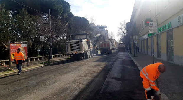 Manutenzione delle strade a Latina: uno dei lotti dell'appalto bloccato da nuovo ricorso al Tar
