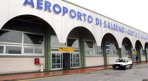 Aeroporto di Salerno: la Regione entra nel Consorzio, Sica attacca Fasolino