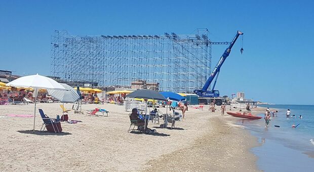 Jovanotti, scatta il piano per divieti e parcheggi per il Beach Party di Fermo: 700 posti per i residenti di Casabianca