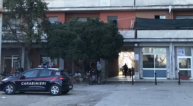 Porto Recanati, muore all’Hotel House il sospetto: fatale una overdose