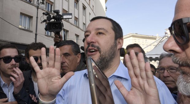 Salvini: se il Pd va al governo la gente straccia scheda elettorale