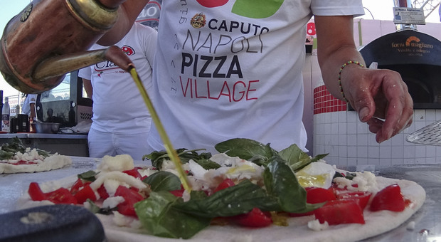Inizia il PiazzaVillage, l'evento per gli appassionati di pizza e non solo