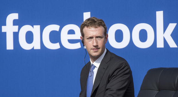Facebook, 87 milioni di profili usati da Cambridge Analytica. In Italia sono 214mila. Zuckerberg si scusa di nuovo: un mio errore