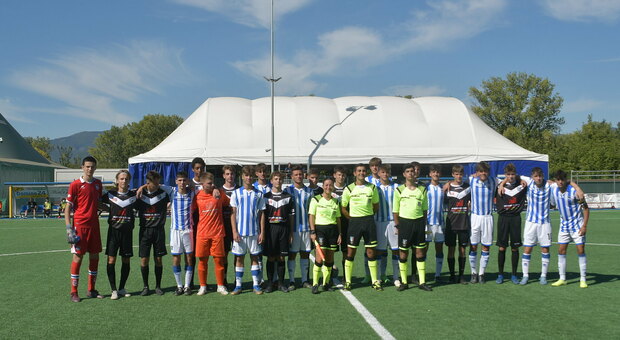 Pescara, Lugano e la terna prima del match (foto Meloccaro)