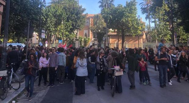 immagine Professoressa sospesa, manifestazione di solidarietà a Palermo