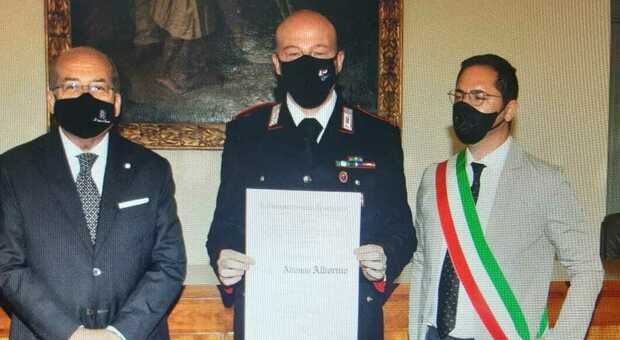 «Io, sindaco, ho premiato il maresciallo della stazione carabinieri che mi arrestò»