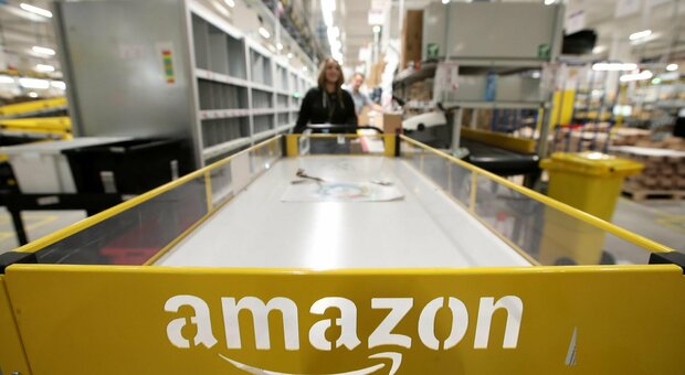 Amazon negli Stati Uniti rimborserà le spese di viaggio per le dipendenti che vogliono abortire