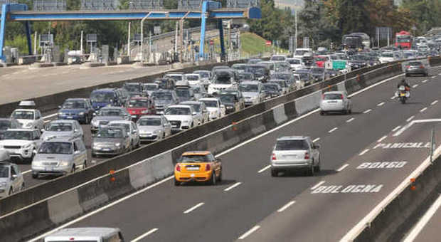 Auto in fila sulle autostrade italiane