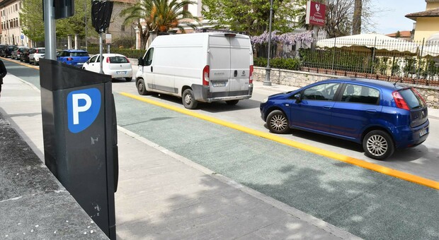 I parcheggi blu a corso Vittorio Emanuele
