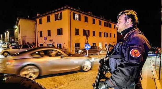 Cittadini detective scoprono i ladri e li fanno arrestare dai carabinieri