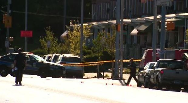 Baltimora, sparatoria davanti a una chiesa: un morto, 6 feriti Video