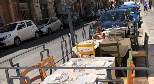 Bari, ok dal Governo: niente tasse per i tavolini fino a marzo. La Movida: "Serve di più"