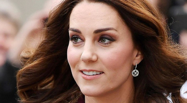 Kate Middleton, il nuovo look che spiazza i sudditi: «Molto originale...»