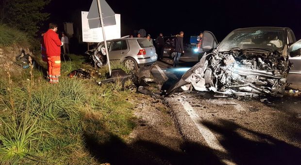 Incidente choc sulla statale a Buccino, muoiono papà e bimbo di 3 anni