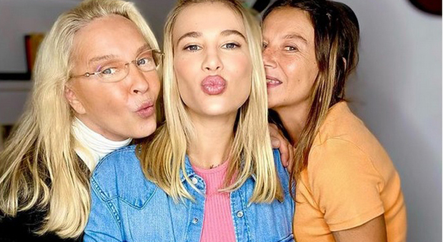 Clizia Incorvaia, Eleonora Giorgi e la madre, Corinna Recca (Instagram)