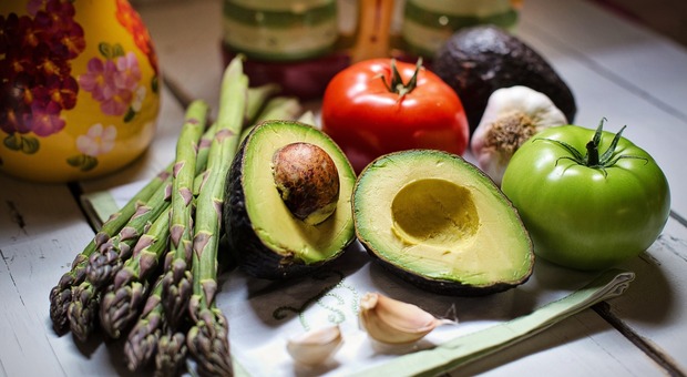 Dieta sana e sostenibile: ecco gli alimenti calcolati dall'algoritmo "ecologico"