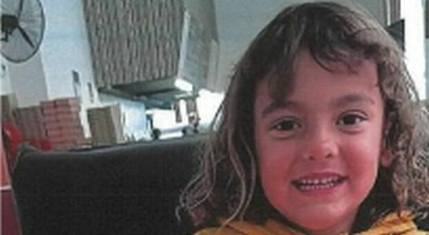 Bambina di 6 anni scomparsa, il papà denuncia la mamma per rapimento: l'appello sui social per ritrovarla