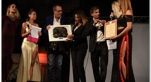 Napoli, si rinnova il successo del Premio Ambasciatore del Sorriso al Maschio Angioino