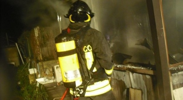 Serravalle, scoppia incendio, casa inagibile: propietari salvati, muore il cane