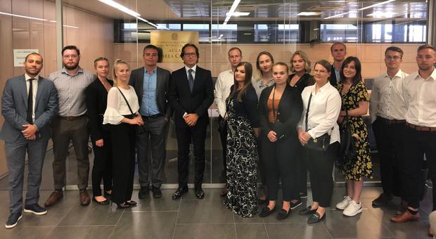 Universitari finlandesi a lezione dagli avvocati napoletani