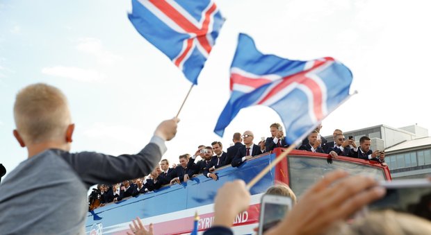 Euro 2016, l'Islanda celebra i suoi eroi sconfitti dalla Francia: a Reykjavik è Geyser Sound