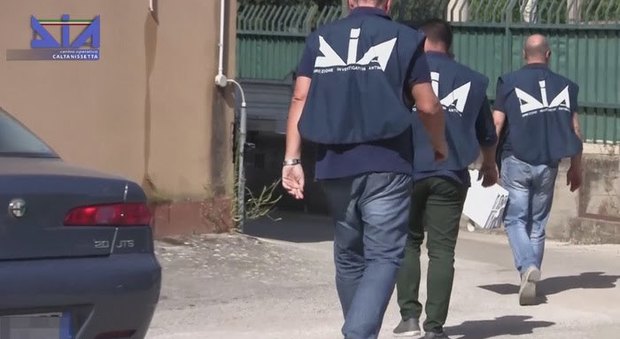 Fiumi di droga tra Italia e Albania: 37 arresti