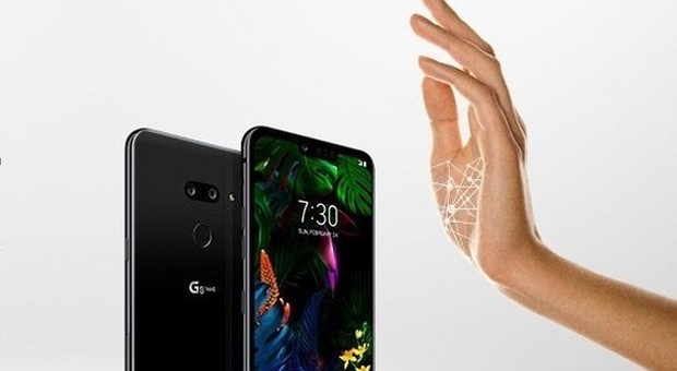 MWC, LG presenta lo smartphone che si sblocca con le vene: «È più sicuro dell'impronta digitale»
