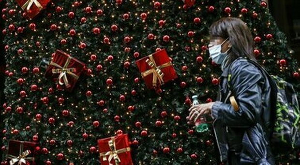 «Salvi-Amo il Natale» ad Avellino, i commercianti scendono in campo