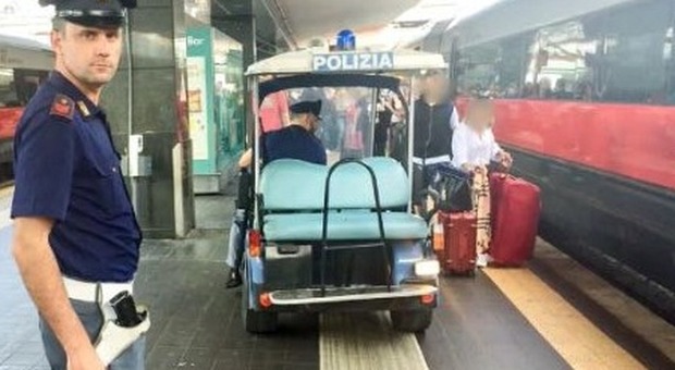 Napoli, maxi blitz della Polfer a piazza Garibaldi: un arresto e undici denunce