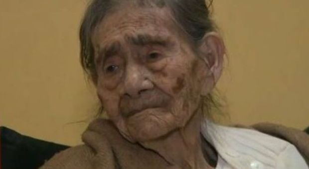 Leandra, 127 anni, è la donna più longeva ​al mondo. "Vi svelo il mio segreto"